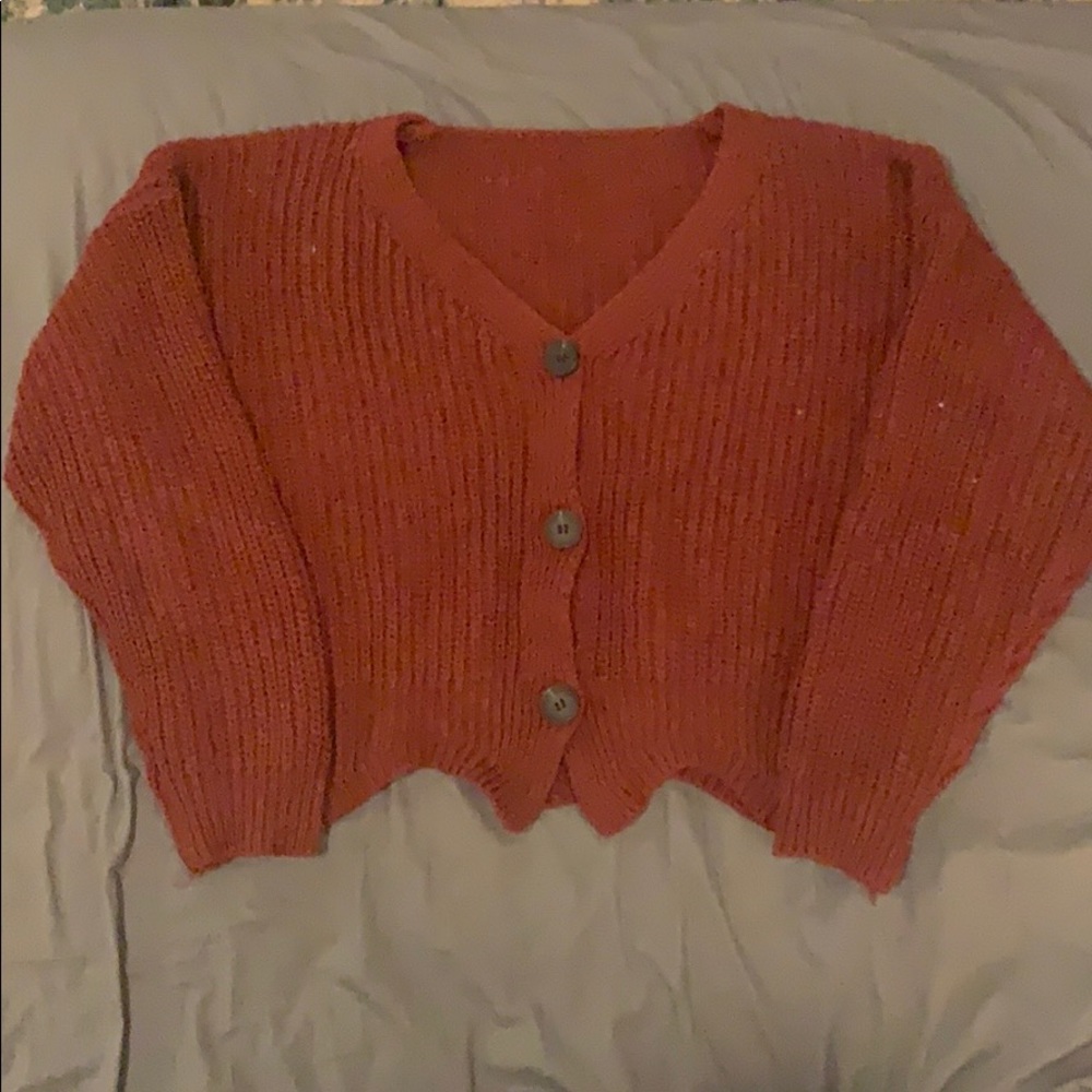 Cute cropped sweater cardigan with buttons